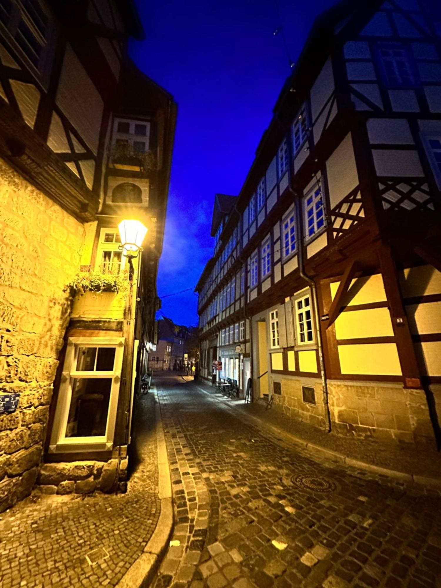 Anneliese Im Einzeldenkmal - Lange Gasse 29 Quedlinburg